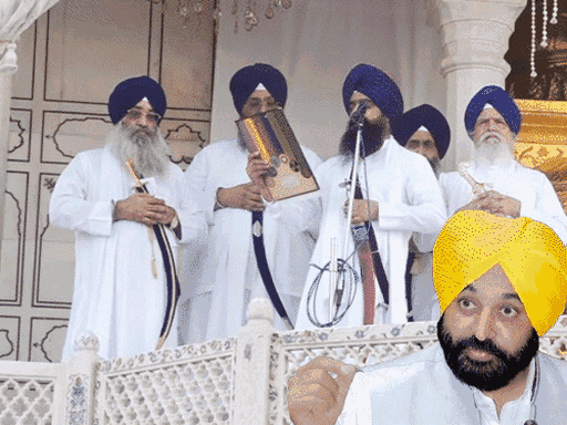 अकाल तख्त साहिब के जत्थेदार कुलदीप सिंह गड़गज ने 6 दिन पहले फैसला सुनाया था।