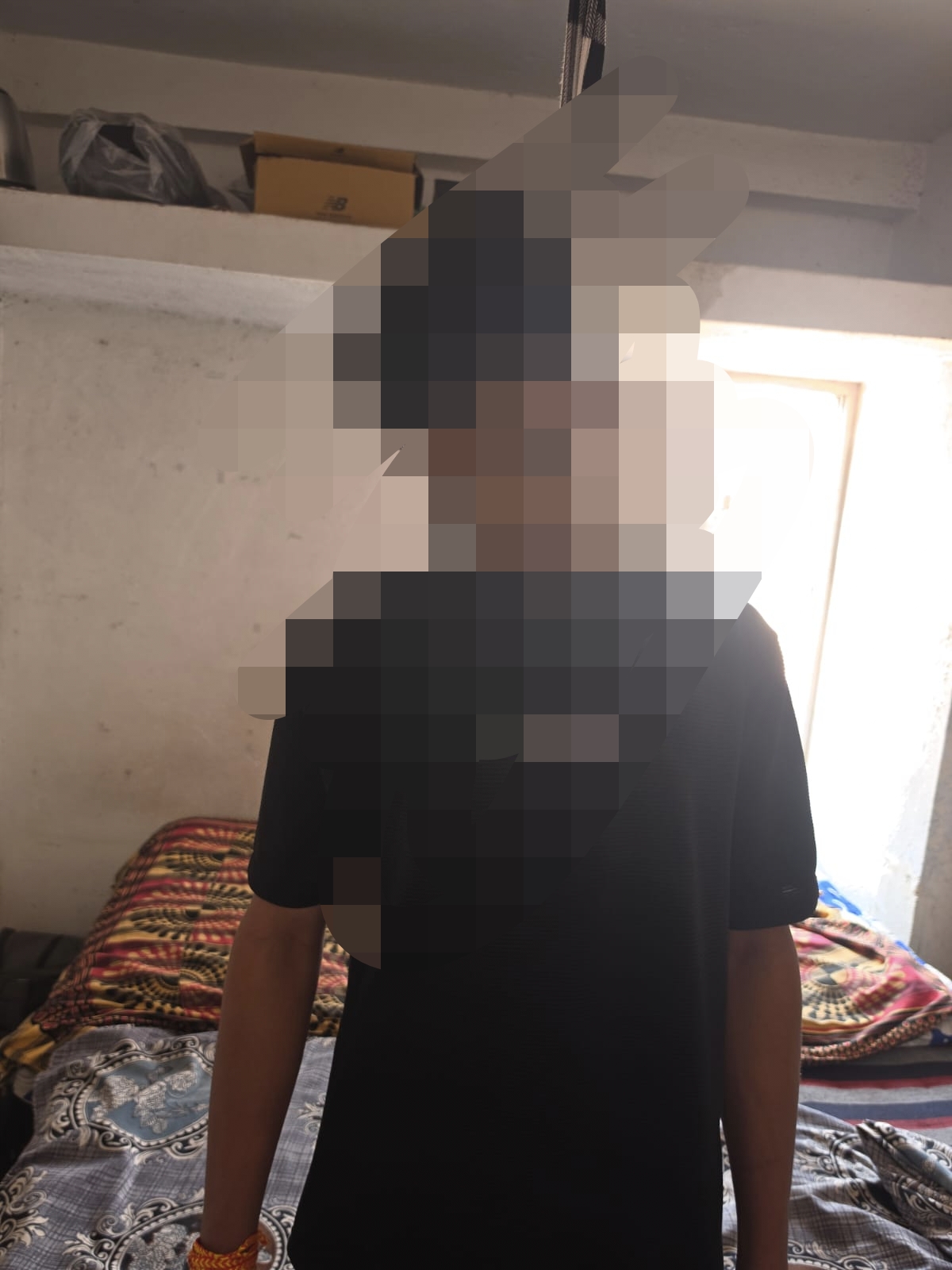 छात्रावास में फांसी के फंदे पर लटका मिला छात्र का शव।