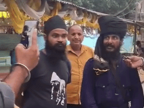 निहंग जगदीप सिंह अकाली ने कब्जाधारी निहंगों की बात रखी।