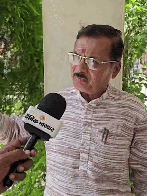 सेवा संस्थान के जनसंपर्क अधिकारी विजय बहादुर सिंह ने कहा कि एक-एक पैसे की ऑडिट रिपोर्ट दे सकते हैं।