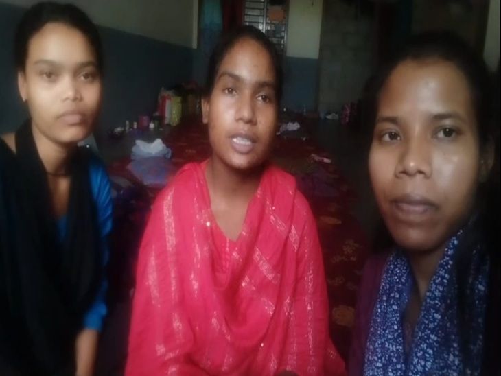 ग्राम भरतपुर बेलजोरा की प्रतिमा, राधा और जगेश्वरी ने जशपुर में 3 महीने का सिलाई की ट्रेनिंग ली थी।