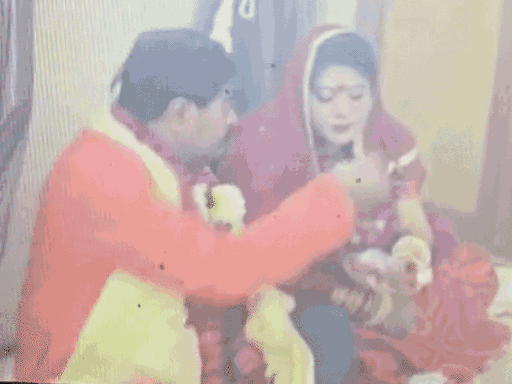 शिखा जोशी ने दीपक जोशी के खिलाफ कार्रवाई की मांग की है. ये वीडियो शिखा ने खुद जारी किया था.