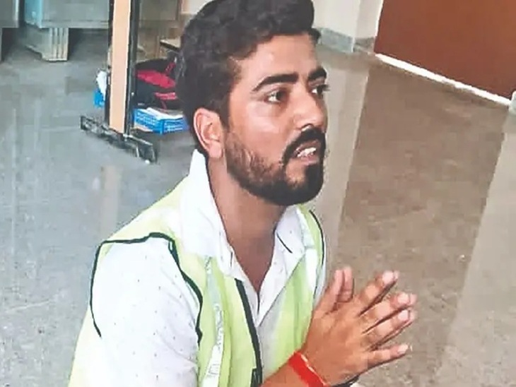 अश्विनी कुमार उर्फ ​​मयंक पीएमसीएच, पटना में मेडिकल छात्र है।