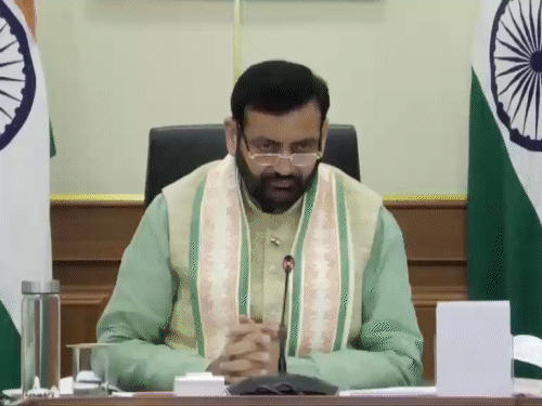 मुख्यमंत्री नायब सिंह सैनी हरियाणा सिविल सचिवालय में ‘हरियाणा विजन-2047’ के तहत उच्चतर शिक्षा विभाग की आगामी पांच वर्षों की कार्य योजना और रोडमैप की समीक्षा करते हुए। - Dainik Bhaskar