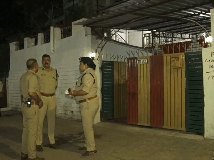 घटना की सूचना मिलने पर पुलिस टीम मौके पर पहुंची.
