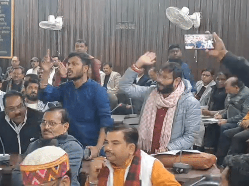 नगर निगम में 26 दिसंबर को पार्षदों का मेयर से विवाद हुआ था।
