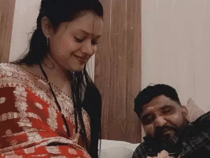 प्रीति ने प्यार में धोखा और दहेज से परेशान होकर अपनी जान दे दी।