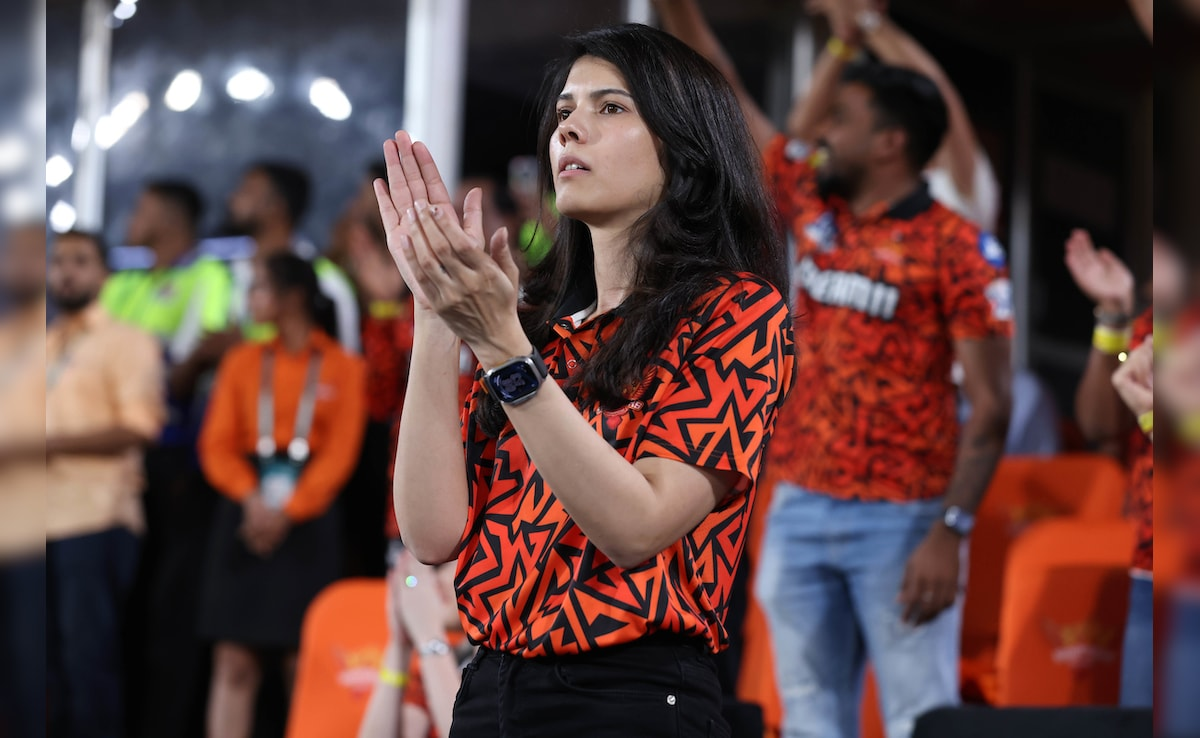 काव्या सन टीवी नेटवर्क की एग्जीक्यूटिव डायरेक्टर हैं और आईपीएल टीम सनराइजर्स हैदराबाद (SRH) का पूरा काम संभालती हैं।