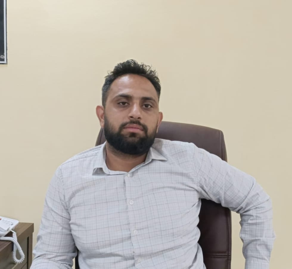 बिजली विभाग के एसडीओ सचिन कुमार।