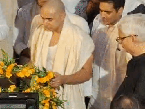 16 जून को युवराज राणा ने पिता जसपाल राणा को अंतिम विदाई दी।