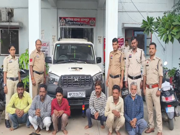 आरोपियों के कब्जे से चोरी में इस्तेमाल की गई स्कॉर्पियो जब्त किया गया है।