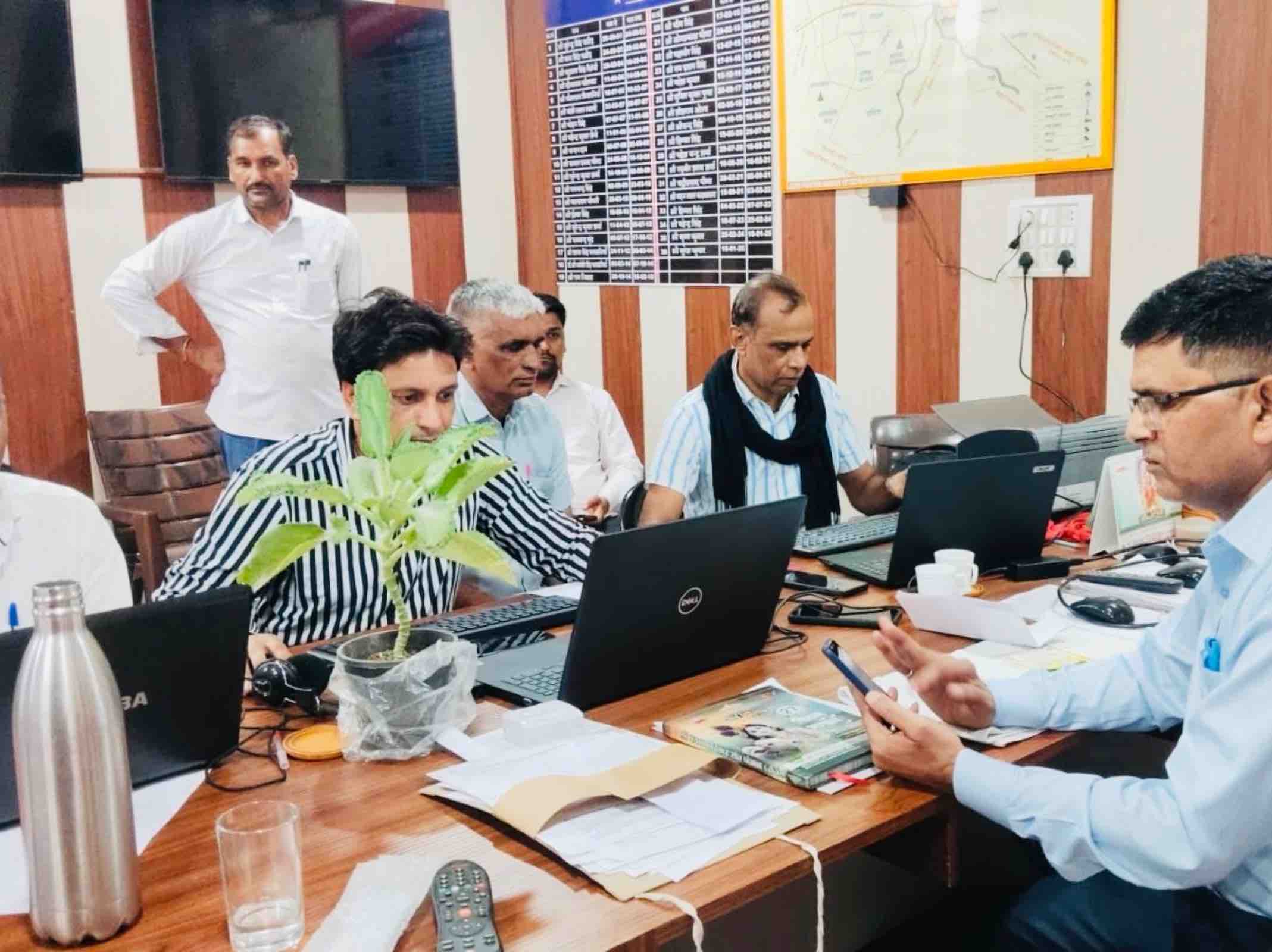 सीकर एसीबी ने ASI और हेड कॉन्स्टेबल को रिश्वत लेते पकड़ा।