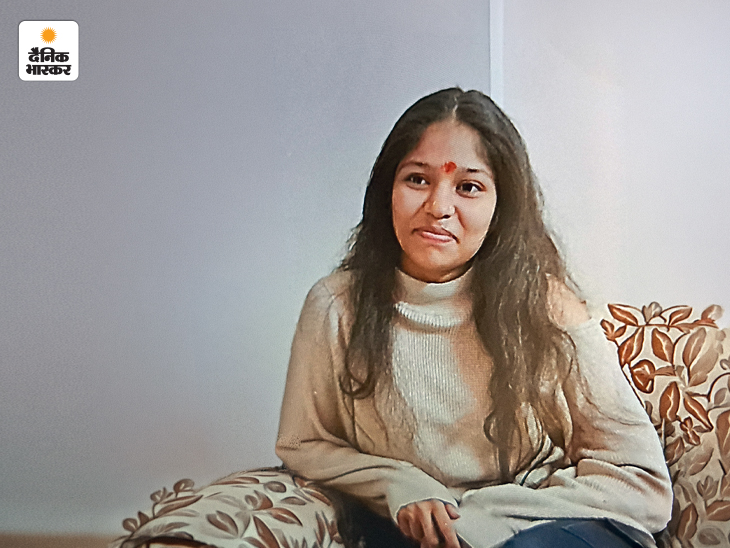 आकांक्षा पूरे घर को अच्छी जिंदगी देने का सपना देख रही थी।
