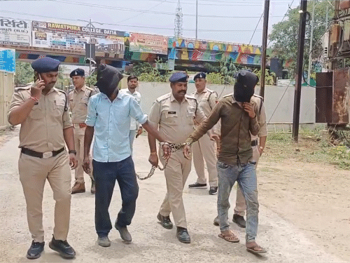 पुलिस ने पिता की हत्या के आरोपी नितिन को गिरफ्तार कर लिया है.