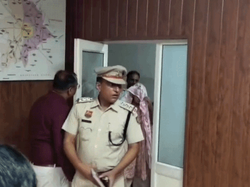 Fatehabad police have arrested the YouTuber and his girlfriend.