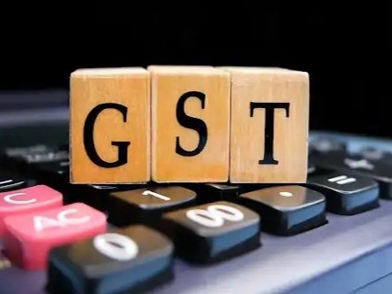 पिछले साल से 14% ज्यादा, अप्रैल में रिकॉर्ड ₹2.42 लाख करोड़ का कलेक्शन रहा था|बिजनेस,Business - Money Bhaskar