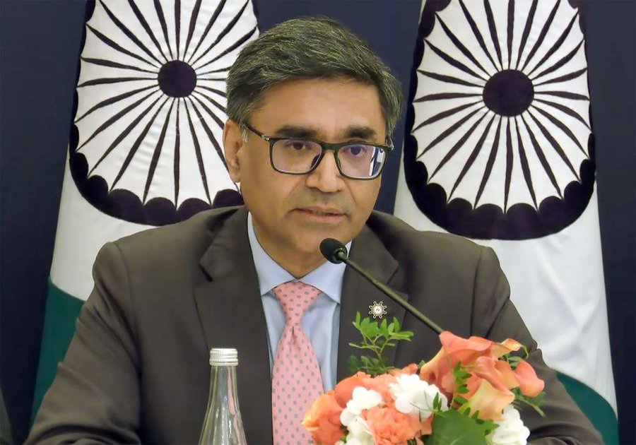 विक्रम मिसरी यांनी स्पेन, म्यानमार, चीनसह अनेक देशांमध्ये भारताचे राजदूत म्हणून काम केले आहे.