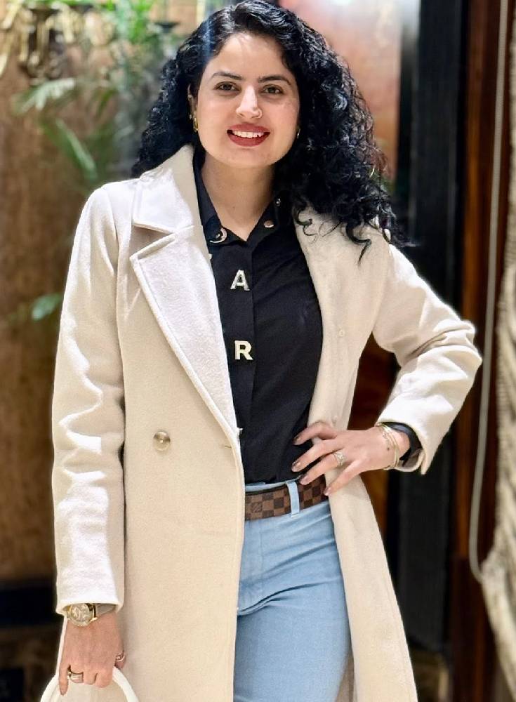 डीएसओ की मां का कहना है कि मेरी बेटी ने मुझे जान से मारने की धमकी भी दी।