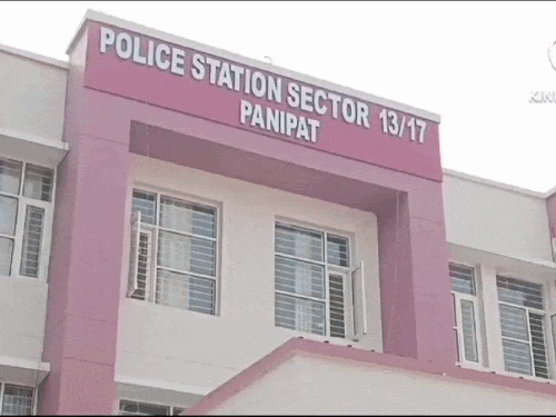 The petrol pump owner has filed a complaint with the 13/17 police station.