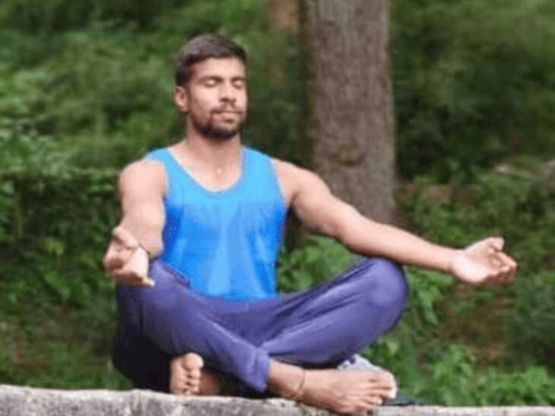Mohit had trapped Shiv Prakash Singh, director of the sports company, by posing as an observer in the Haryana Sports Department.