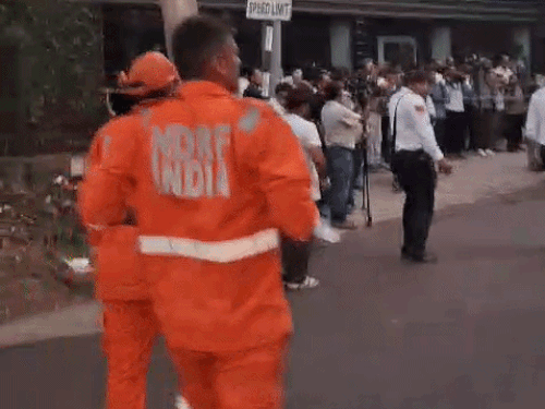 NDRF की टीम को लेट सूचना मिली। जिसके चलते टीम हादसे के करीब ढाई घंटे बाद सूचना मिलने पर मौके पर पहुंची।