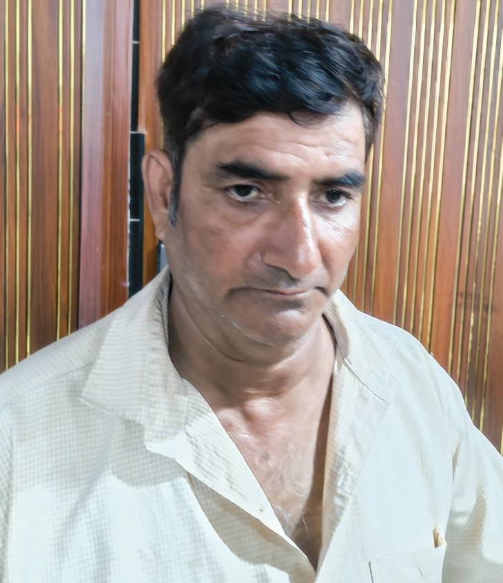 यह तस्वीर शाहीद की है, जो गैंग का एंजेंट था।