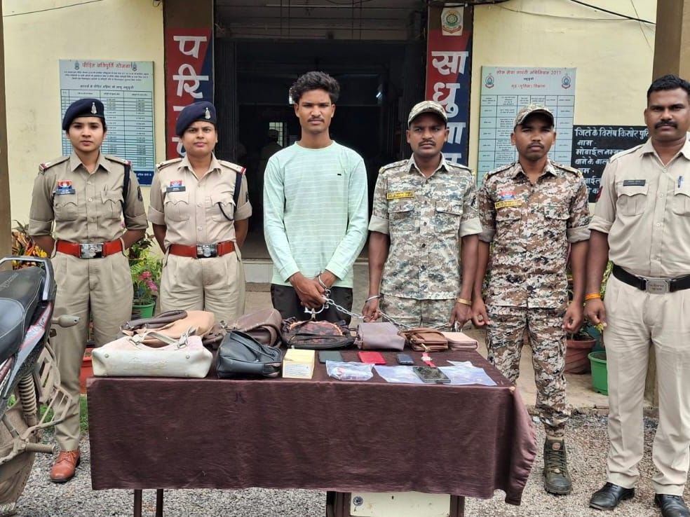 पुलिस ने आरोपी को गिरफ्तार कर जेल भेज दिया है।