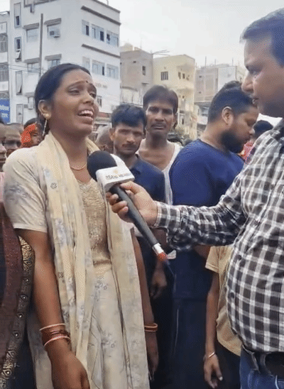 पत्नी का आरोप है कि पटना पुलिस ठीक से काम नहीं कर रही है।