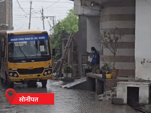 सोनीपत में बुधवार सुबह बूंदाबांदी का दौर जारी रहा।