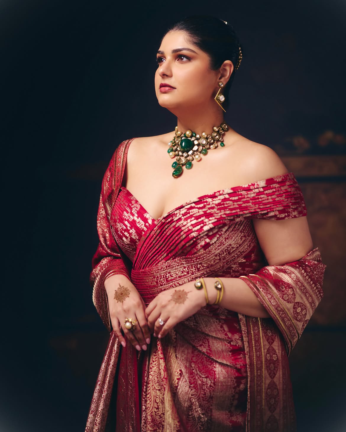Anshula Kapoor wore Amit Aggarwal's designer outfit at the reception.