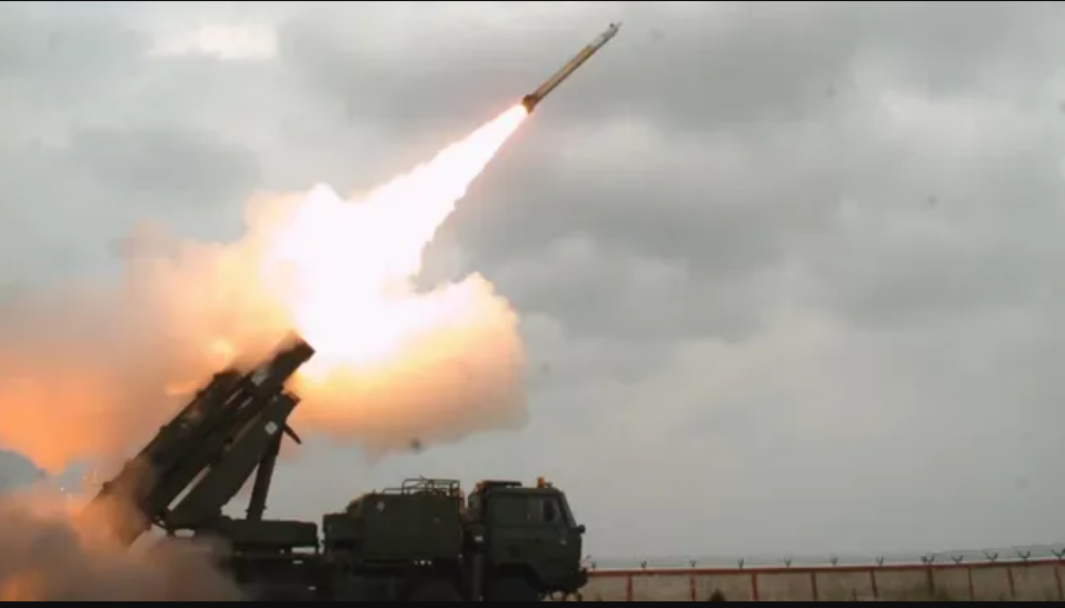 रक्षा सचिव और DRDO के अध्यक्ष राजेश कुमार सिंह टेस्टिंग के समय मौजूद रहे।