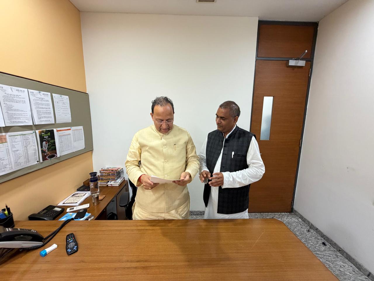 मुकेश मुडोतिया ने बीजेपी के राष्ट्रीय महासचिव अरुण सिंह को भी पत्र लिखा है.