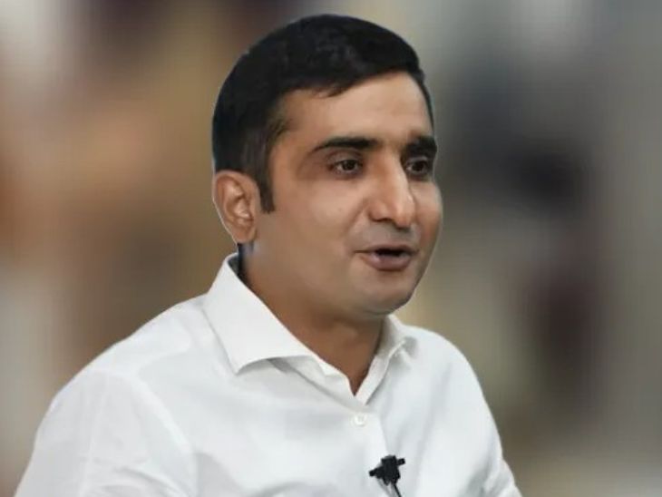 2015 बैच के IAS विशाल सिंह से संस्कृति विभाग का काम वापस ले लिया गया है।
