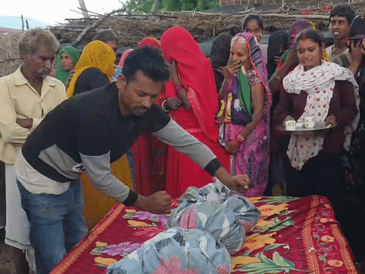 परिवार में युवक की मौत के बाद घर में लोगों का रो-रोकर बुरा हाल है।