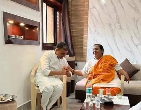 बीजेपी ने उमा भारती के समर्थक आशुतोष तिवारी को उम्मीदवार बनाया है.