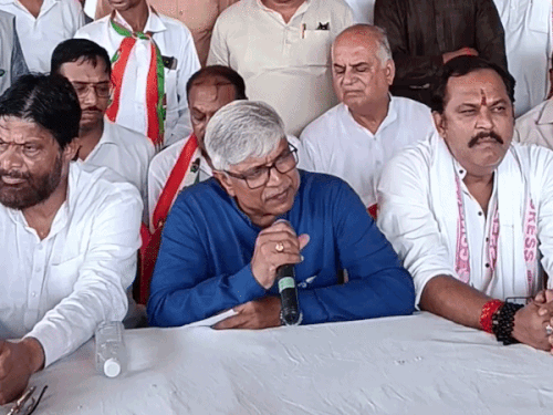 प्रदेश प्रभारी बोले, भाजपा के खिलाफ कैंपेन की तैयारी है।