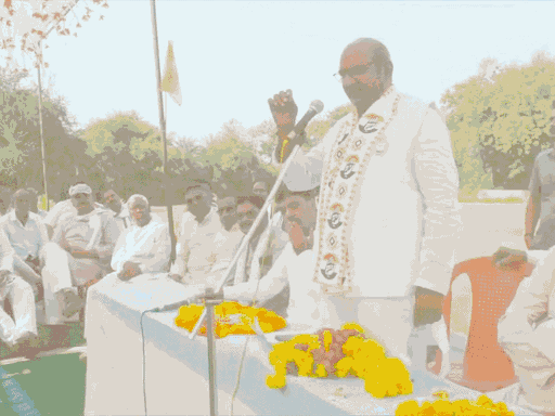 घनश्याम सिंह दतिया राजघराने के मुखिया हैं, जिन्हें कांग्रेस ने प्रत्याशी बनाया है।