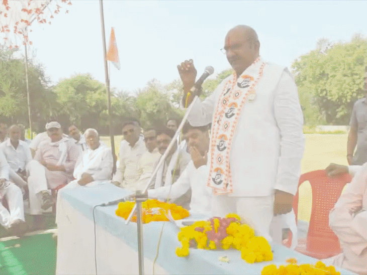 घनश्याम सिंह दतिया राजघराने के मुखिया हैं, जिन्हें कांग्रेस ने प्रत्याशी बनाया है। (फाइल फोटो) - Dainik Bhaskar