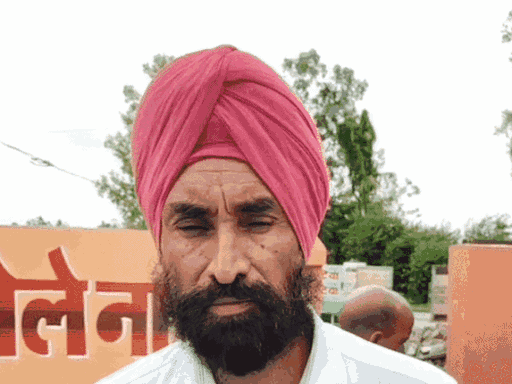 गांव के सरपंच परमजीत सिंह की शिकायत पर केस दर्ज हुआ।