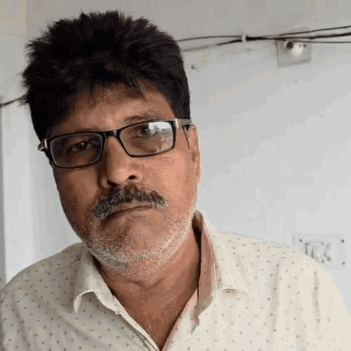 बेटी के अंतिम संस्कार के बाद मसूरी कोतवाली पहुंचकर मृतका के पिता परुपुदी सुधाकर ने पुलिस को तहरीर सौंपी और हत्या की आशंका जताई थी।