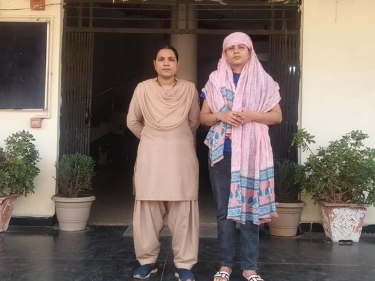 स्टूडेंट की पिटाई करने वाली आरोपी टीचर गिरफ्तार।