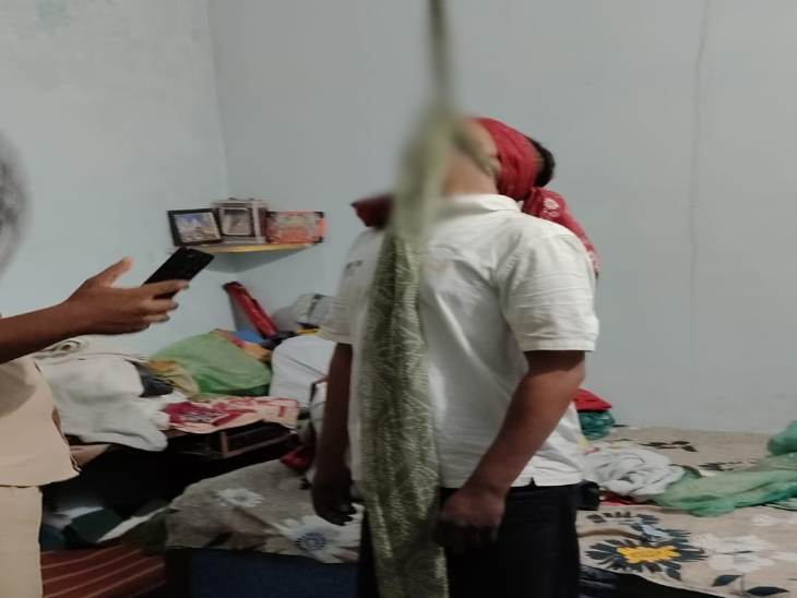 महेश दास मानिकपुरी ने 3 जुलाई को फांसी लगाकर आत्महत्या कर ली थी।