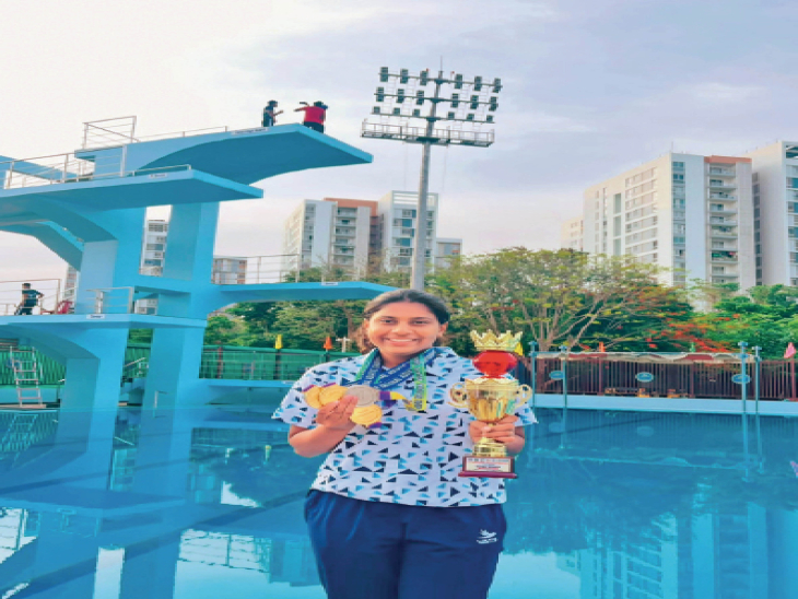सीनियर नेशनल डाइविंग में इंदौर की पलक ने 3 स्वर्ण सहित 4 पदक जीते|इंदौर,Indore - Dainik Bhaskar