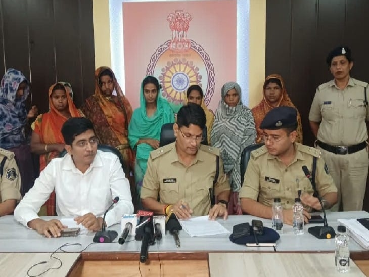 बिलासपुर में कथा रद्द होने के बाद गिरोह शहर में घूमकर महिलाओं को शिकार बना रहा था।