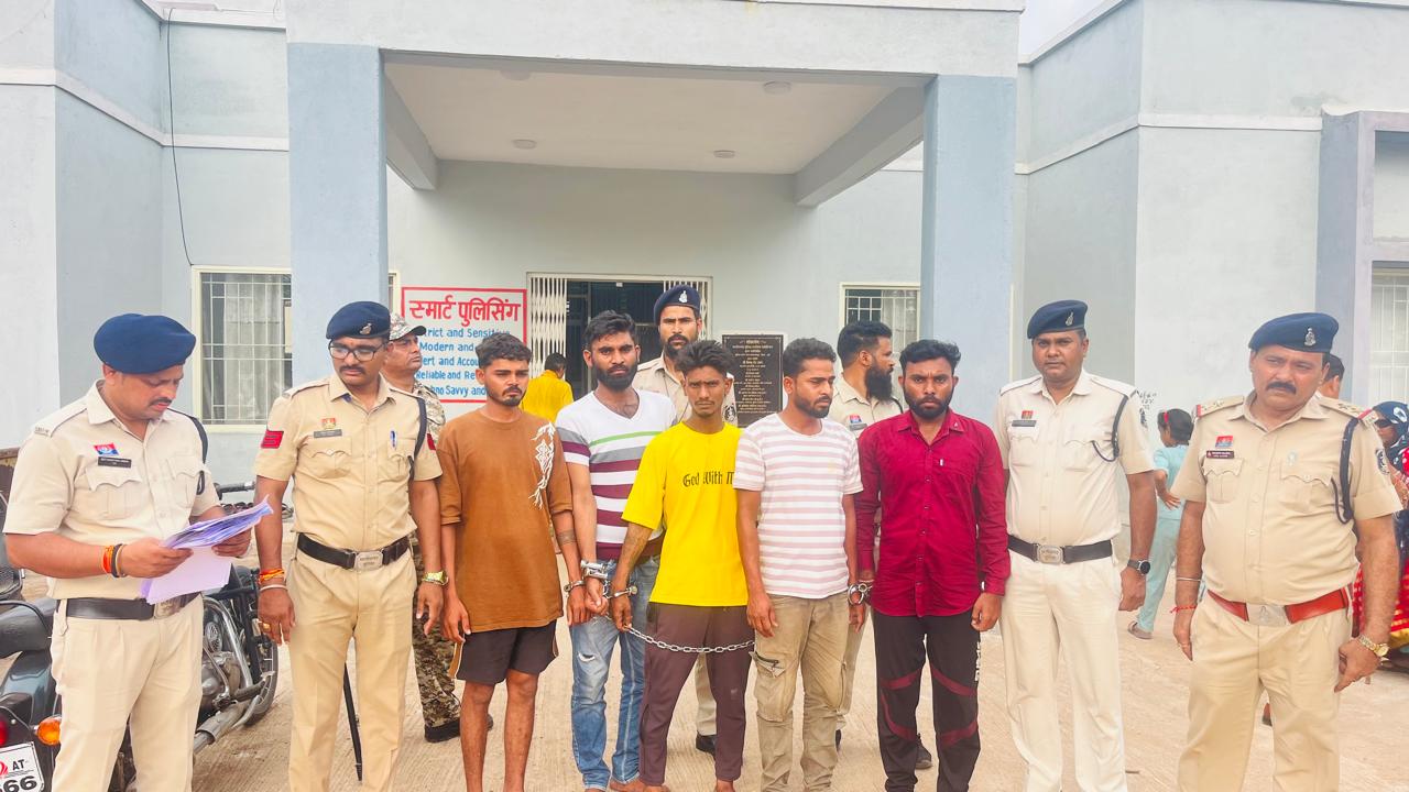 पुलिस ने सभी आरोपियो को किया गिरफ्तार।