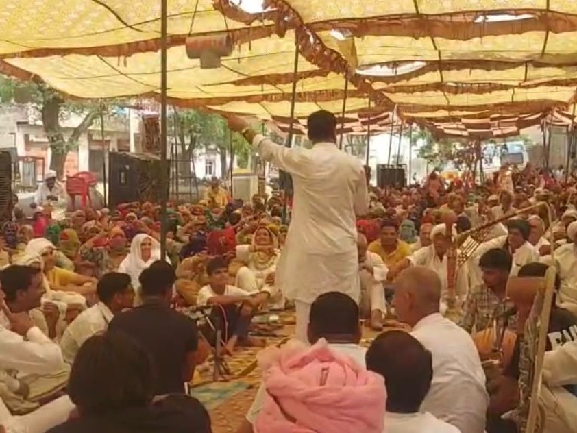 कल जींद रवाना होंगी महिलाएं; चैनत में 60 दिन से धरना, कंवारी गांव का समर्थन|हांसी,Hansi - Dainik Bhaskar