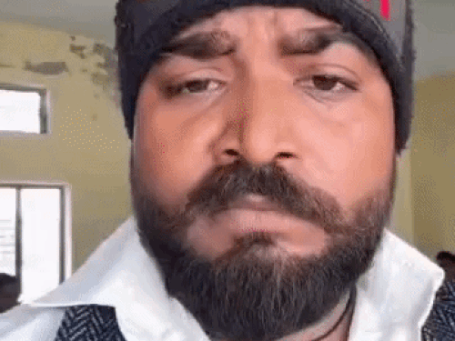 बाबा पेले ने फिल्म 'टॉक्सिक' पर निशाना साधते हुए कहा कि इसका ट्रेलर ही इतना गंदा है कि इसे हरियाणा में बैन कर देना चाहिए