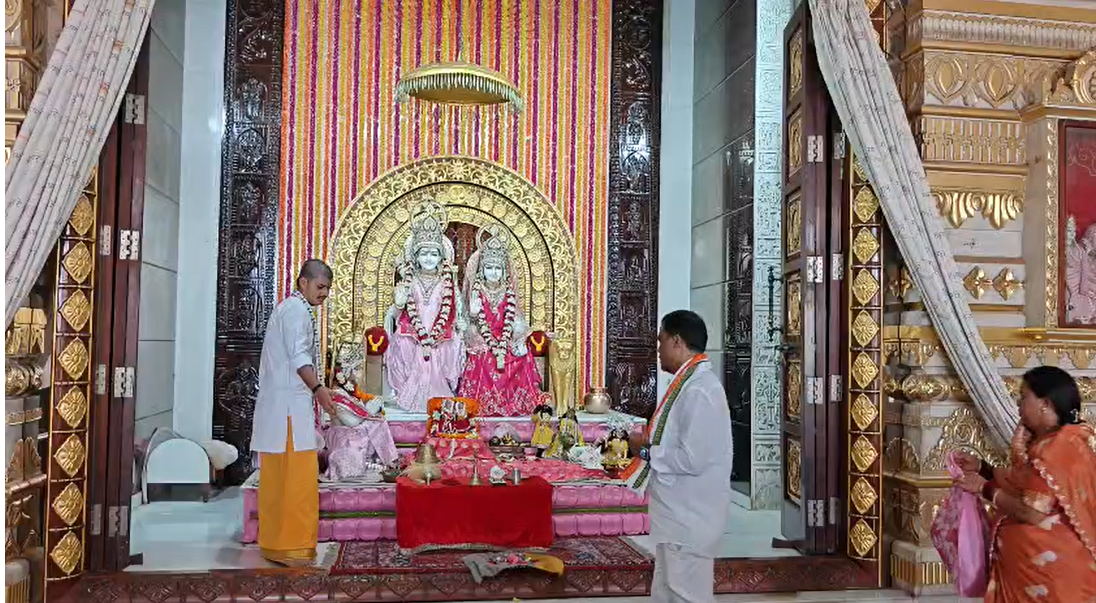 दीपक बैज ने अपने जन्मदिन के अवसर पर श्रीराम मंदिर में दर्शन-पूजन किया।