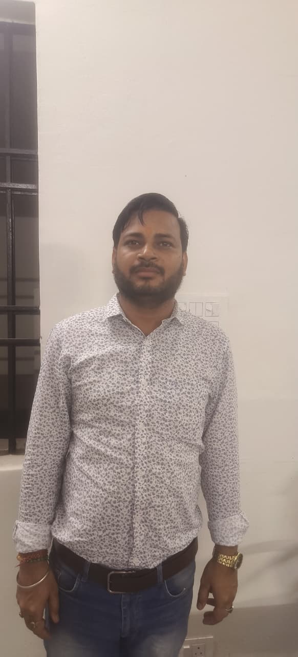 मैनेजर की फाइल फोटो।