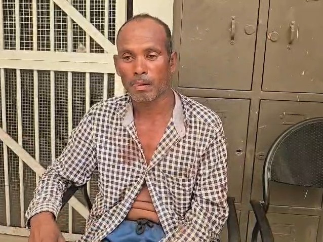 रिक्शा चालक ज्ञान सिंह धुर्वे की पिटाई कर दी गई।